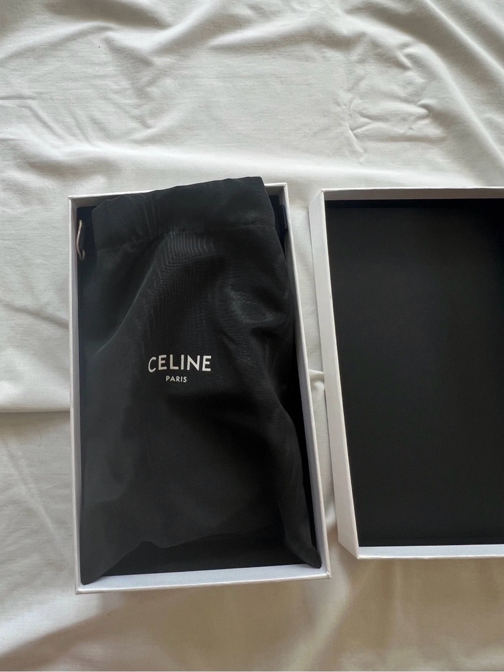 NIB Celine Triomphe Long Wallet in Shiny Calfskin with Gold Tone Hardware - Picture 9 of 10